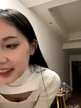 Snapshot of DD-52 chatting on December 2025 10:24:02 AM DD-52 online show from December 2025 10:24:02 AM