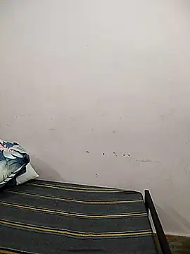 Snapshot of U_cum499 chatting on December 2025 05:01:01 AM U cum499 online show from December 2025 05:01:01 AM