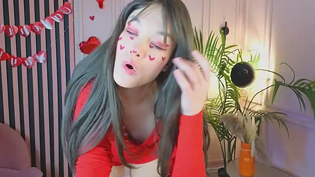 SeaCyra online show from February 2026 06:43:02 AM