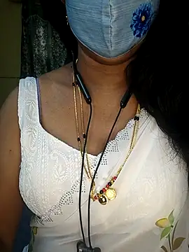 Preeti345 online show from February 2026 07:13:01 AM