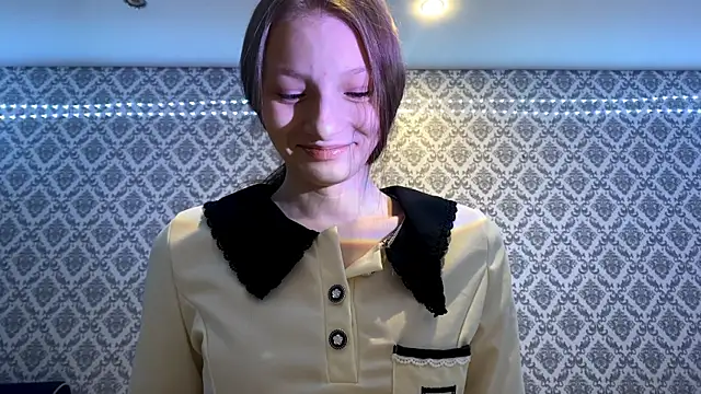 Snapshot of Cleonoth2o chatting on December 2025 06:12:02 PM Cleonoth2o online show from December 2025 06:12:02 PM