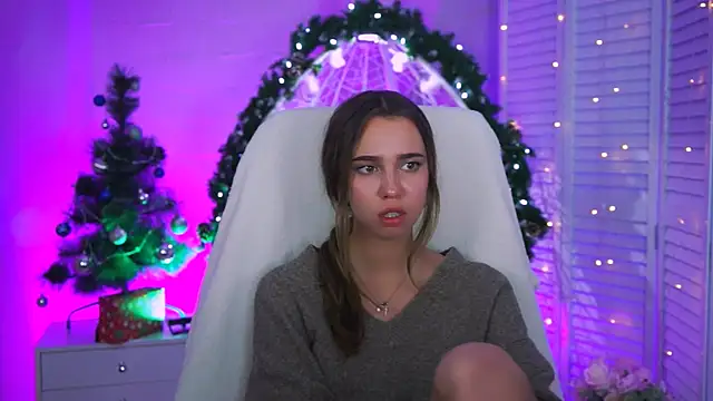 Snapshot of KimPorins chatting on December 2025 12:21:02 PM KimPorins online show from December 2025 12:21:02 PM