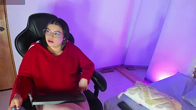 Snapshot of AngelMoonEyes chatting on December 2025 03:59:02 AM AngelMoonEyes online show from December 2025 03:59:02 AM