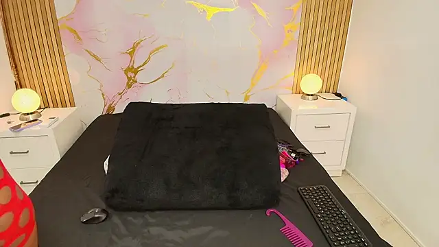 AprillRoss online show from May 2026 02:12:02 PM