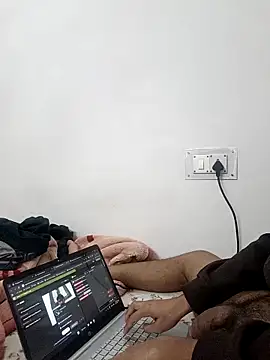 Snapshot of Bigdickboy2406 chatting on December 2025 06:23:01 PM Bigdickboy2406 online show from December 2025 06:23:01 PM