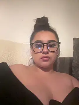 Wild Busty Niyah XX online show from December 2025 10:27:01 PM