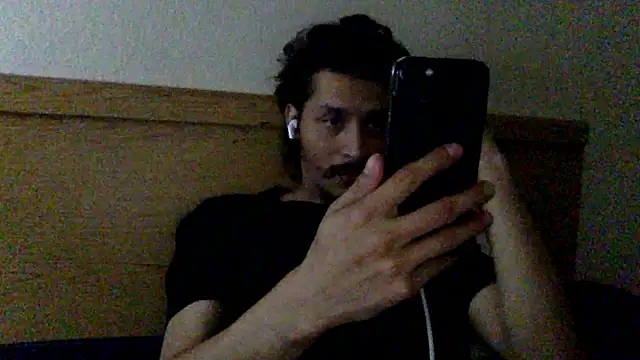 Snapshot of Cordo_Abel chatting on May 2026 08:31:01 AM Cordo Abel online show from May 2026 08:31:01 AM