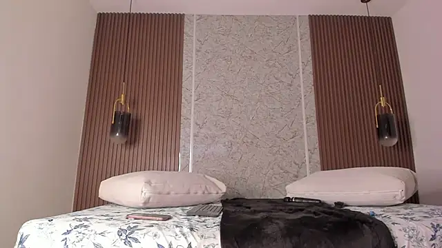 maye wells  online show from February 2026 07:21:02 PM