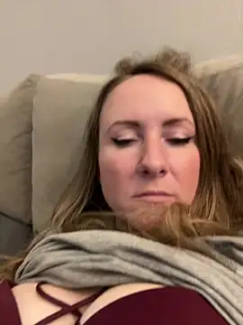 alluringpixie online show from January 2026 11:10:01 PM