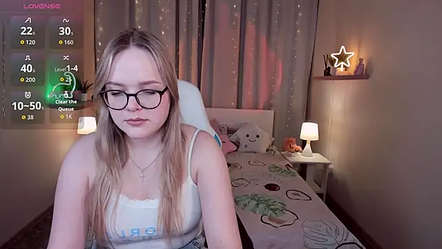 Snapshot of SallyPratt chatting on December 2025 12:53:02 PM SallyPratt online show from December 2025 12:53:02 PM