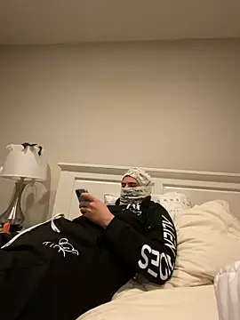 phantom898983 online show from April 2026 07:51:02 AM