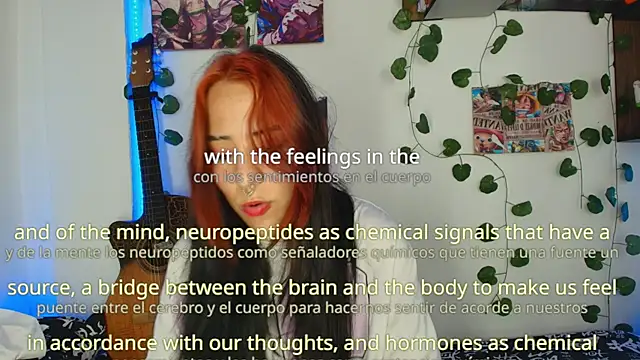 Snapshot of StrangeDesire chatting on December 2025 05:01:01 AM StrangeDesire online show from December 2025 05:01:01 AM