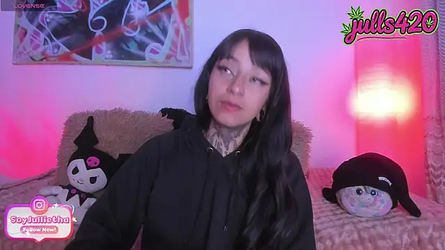 Julls420  online show from July 2026 09:05:02 AM