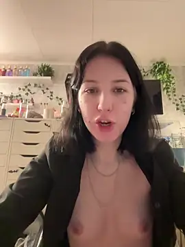 Nattasss online show from February 2026 02:04:02 PM