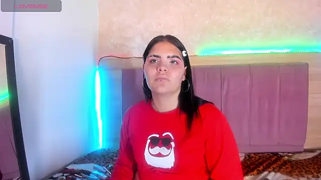 Snapshot of alunnaclarkcm chatting on December 2025 05:02:02 AM alunnaclarkcm online show from December 2025 05:02:02 AM