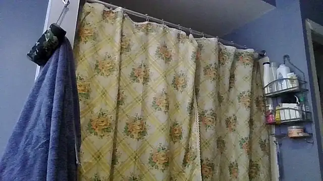 Snapshot of wecrulb chatting on December 2025 02:55:01 PM wecrulb online show from December 2025 02:55:01 PM