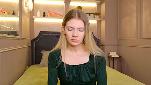 Vivien Hans online show from February 2026 08:37:02 PM