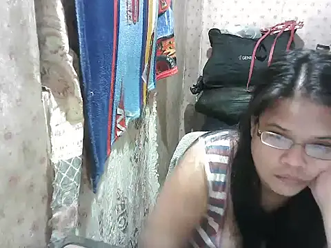 Snapshot of Hotty_babe23 chatting on December 2025 09:36:01 AM Hotty babe23 online show from December 2025 09:36:01 AM