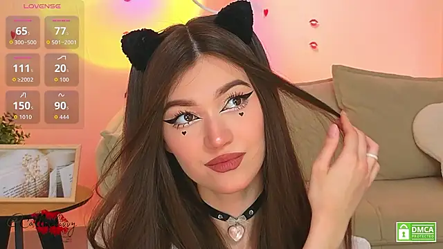 oliviaah  online show from March 2026 03:08:01 PM