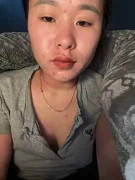 Snapshot of Lylyk2 chatting on December 2025 12:43:01 PM Lylyk2 online show from December 2025 12:43:01 PM