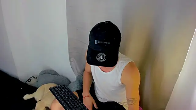 Snapshot of angel_boy_sex chatting on December 2025 03:17:02 PM angel boy sex online show from December 2025 03:17:02 PM