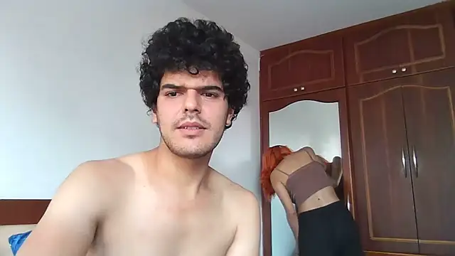 Hot Contrasts online show from March 2026 07:13:02 PM