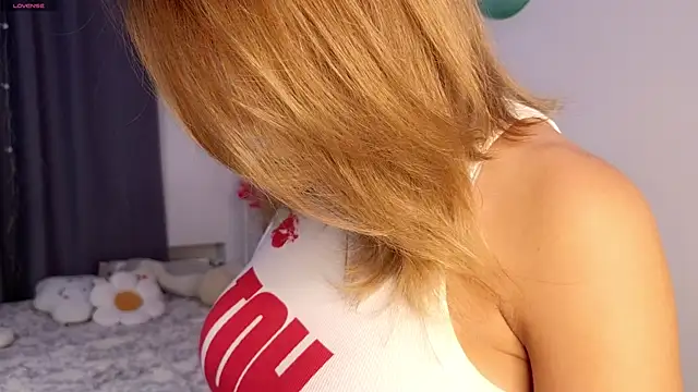 springloveee online show from May 2026 06:59:01 PM