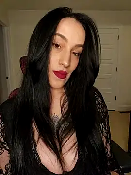 BustyVampyre online show from February 2026 12:15:01 AM