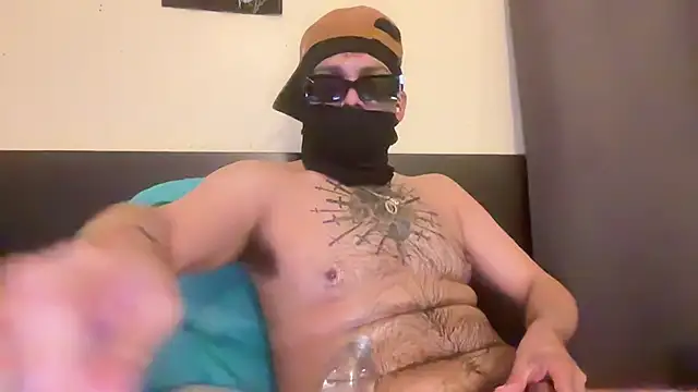 Snapshot of angelblanco chatting on July 2026 04:21:01 AM angelblanco online show from July 2026 04:21:01 AM