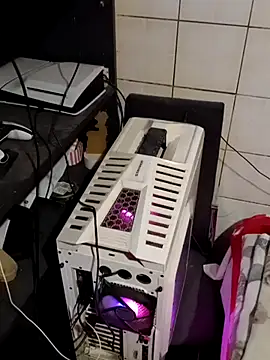 Pintiliescu online show from December 2025 10:36:02 PM