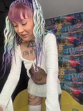 Tattoo  Moon online show from April 2026 12:24:02 AM