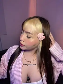 Daniela ruizz online show from June 2026 02:54:02 AM