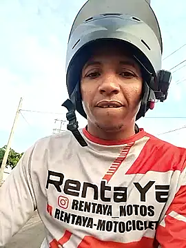 Snapshot of Andreskelly chatting on February 2026 12:12:01 PM Andreskelly online show from February 2026 12:12:01 PM