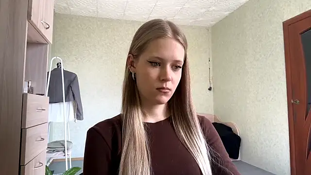 ZaidaSchwarten online show from March 2026 11:35:01 AM