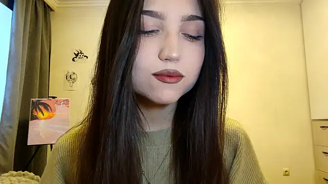 Snapshot of Qwami_Amie chatting on December 2025 05:55:02 AM Qwami Amie online show from December 2025 05:55:02 AM