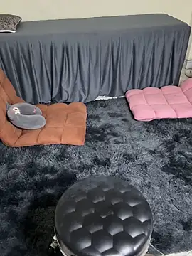 Snapshot of EmyNg chatting on February 2026 04:18:01 PM EmyNg online show from February 2026 04:18:01 PM