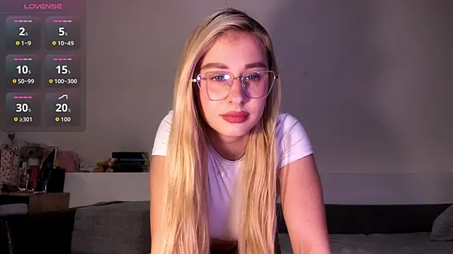 JessyyJ online show from December 2025 08:14:01 PM