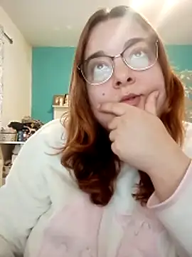 Snapshot of LilithUmbra chatting on December 2025 09:38:01 AM LilithUmbra online show from December 2025 09:38:01 AM