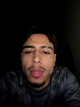 Snapshot of zorco_model chatting on December 2025 01:54:01 AM zorco model online show from December 2025 01:54:01 AM