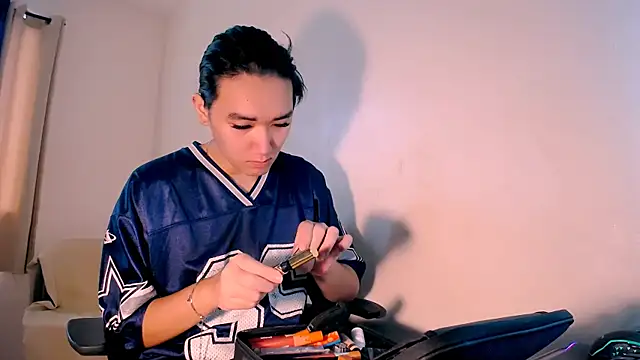 lil cummer69 online show from February 2026 03:38:02 AM