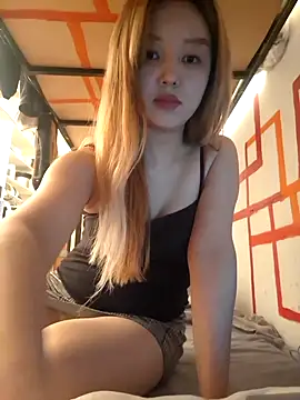 SherrylShaw online show from April 2026 01:19:01 PM