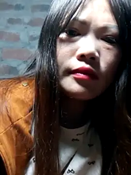 yana-zz online show from February 2026 08:19:02 PM