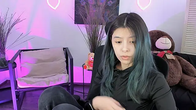 SirenMystiq online show from March 2026 07:02:01 AM