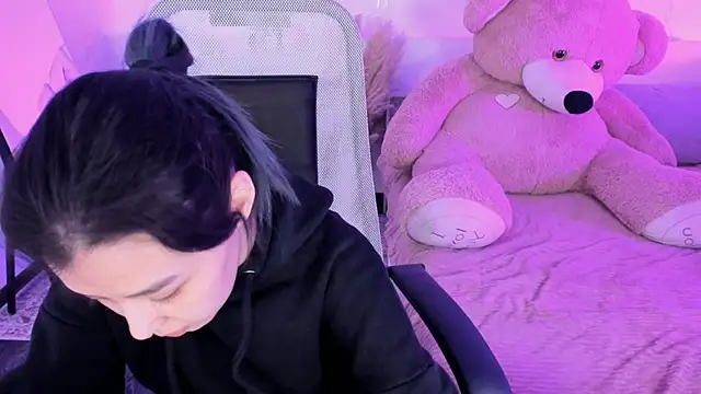 SirenMystiq online show from March 2026 07:25:01 PM