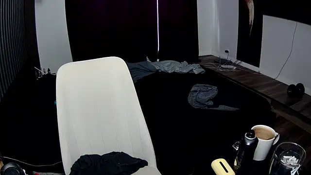 Nicole Pars online show from February 2026 07:09:02 AM