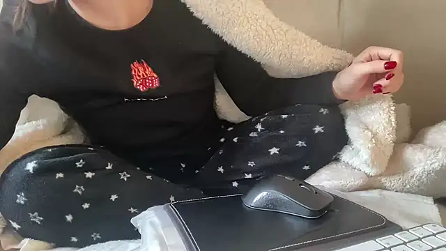 ijustturned18today online show from December 2025 12:13:02 PM