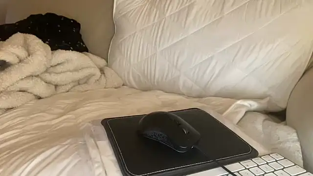 ijustturned18today online show from January 2026 04:34:01 PM