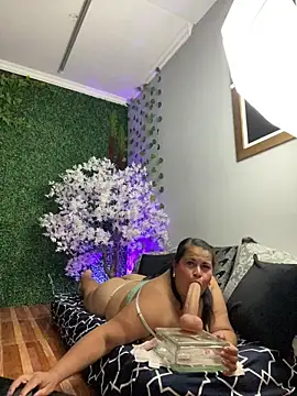 SayMarLuna online show from July 2026 09:28:02 PM