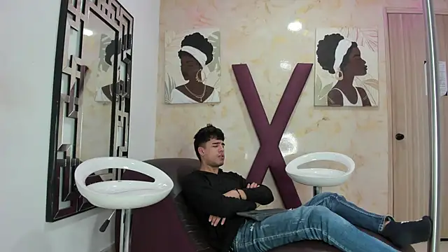 YOUNG GUYS1 online show from June 2026 07:14:02 AM