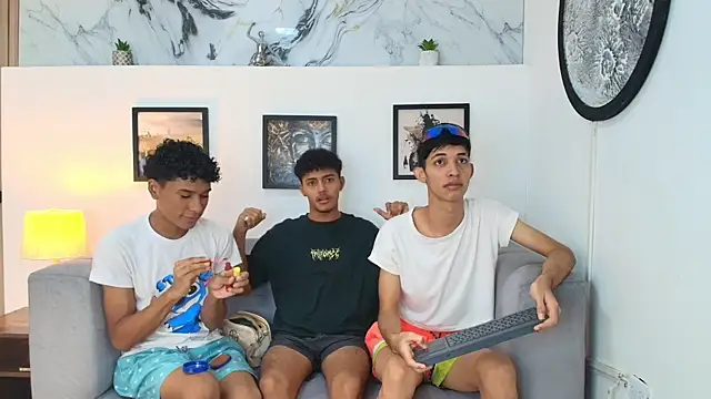 Snapshot of SWEET_RABBIT1 chatting on December 2025 06:23:01 PM SWEET RABBIT1 online show from December 2025 06:23:01 PM